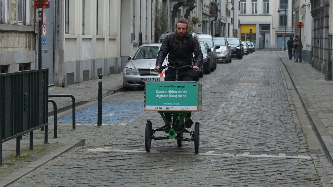 An electric cargo bike for Hobo